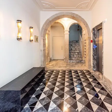 Guestready - Aurea Art Apartmán Lisboa